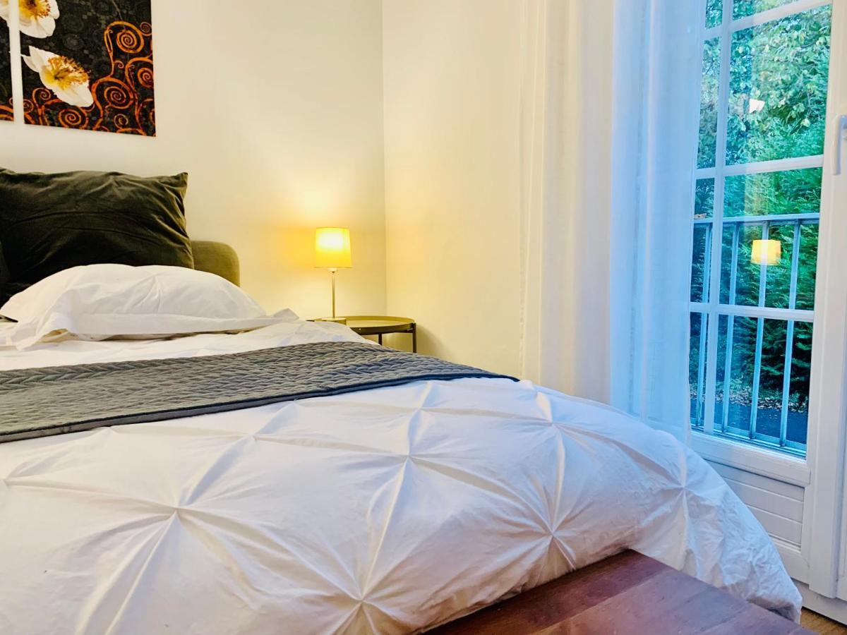 Parc De Buc Bed & Breakfast Buc  Bagian luar foto