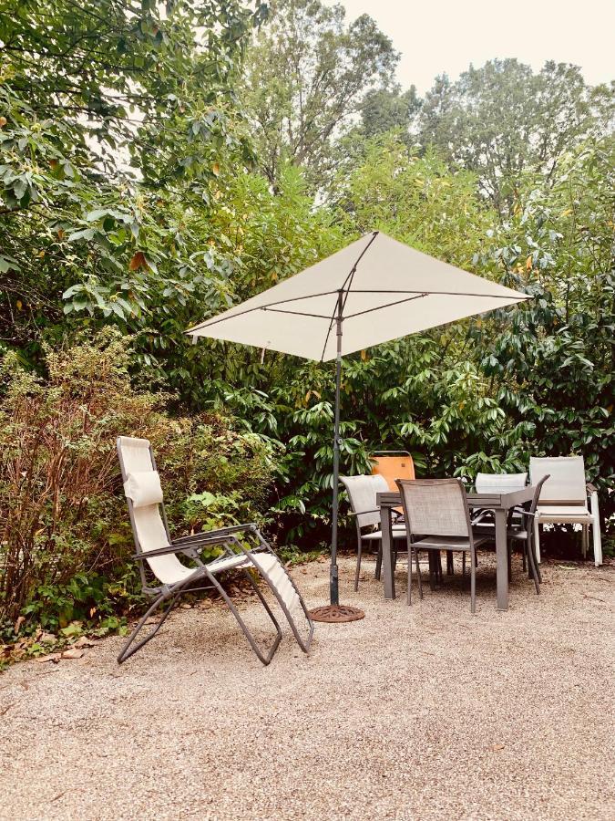 Parc De Buc Bed & Breakfast Buc  Bagian luar foto